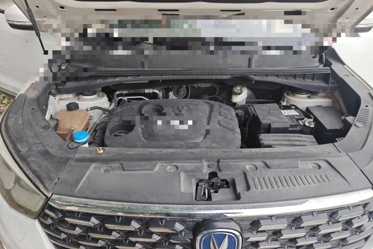Used CHANGAN CS55 2018 1.5T Manual Colorful Model China V Standard Engine Bay