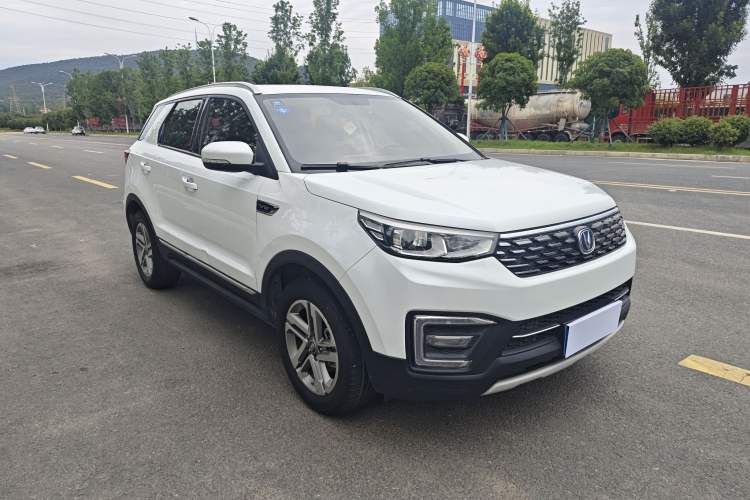 Used CHANGAN CS55 2018 1.5T Manual Colorful Model China V Standard Exterior 2