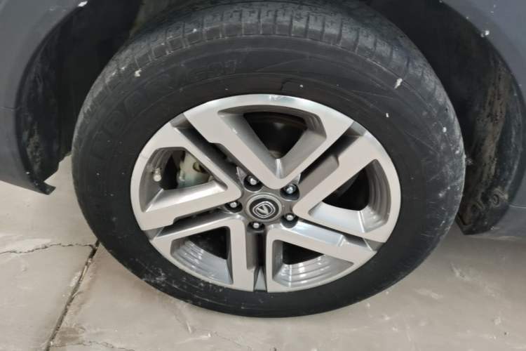 Used CHANGAN CS55 2018 1.5T Automatic Colorful Edition China V Standard Exterior 4