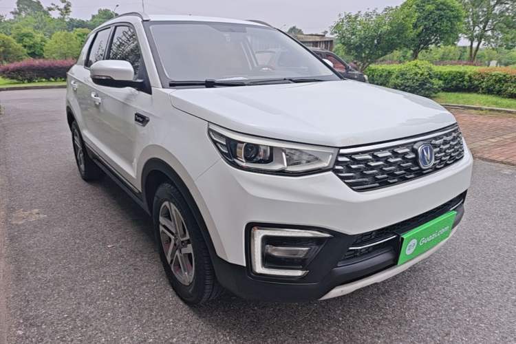 Used CHANGAN CS55 2018 1.5T Automatic Colorful Edition China V Standard Front Right 45 Deg