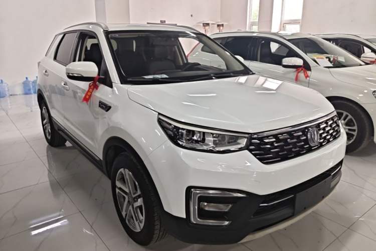 Used CHANGAN CS55 2018 1.5T Automatic Colorful Edition China V Standard Front Right 45 Deg