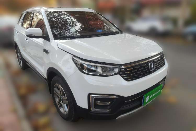 Used CHANGAN CS55 2018 1.5T Manual Colorful Model China V Standard Front Right 45 Deg