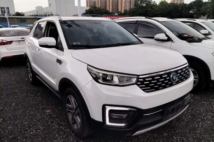 Used CHANGAN CS55 2018 1.5T Automatic Colorful Edition China V Standard Front Right 45 Deg