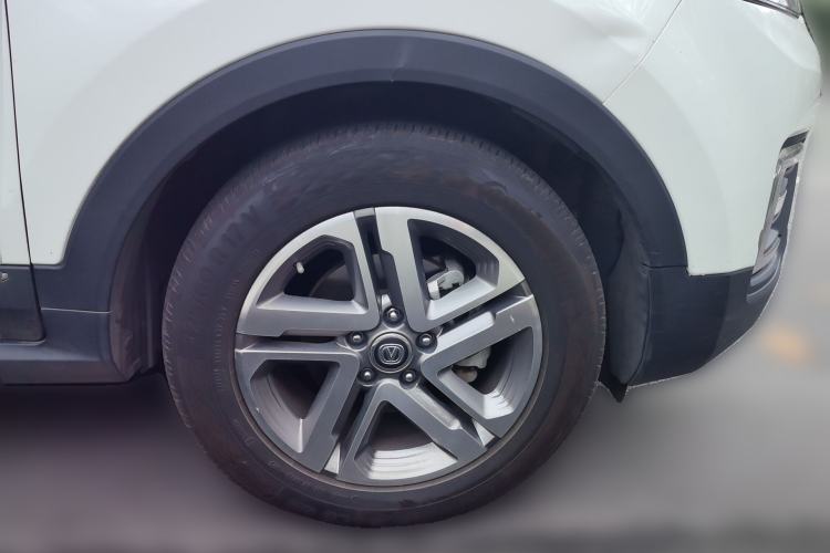 Used CHANGAN CS55 2018 1.5T Automatic Colorful Edition China V Standard Front Right 45 Deg