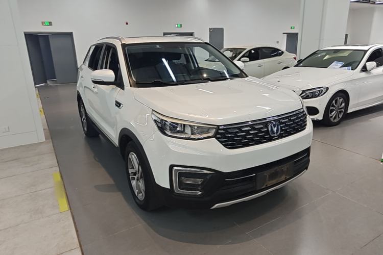 Used CHANGAN CS55 2018 1.5T Automatic Colorful Edition China V Standard Front Right 45 Deg