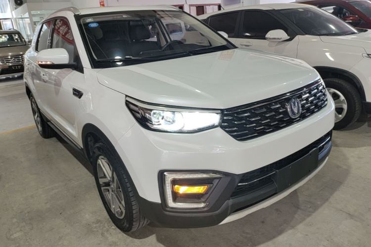 Used CHANGAN CS55 2018 1.5T Automatic Colorful Edition China V Standard Front Right 45 Deg