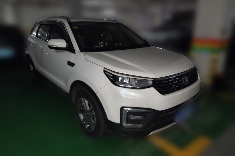 Used CHANGAN CS55 2018 1.5T Automatic Colorful Edition China V Standard Front Right 45 Deg