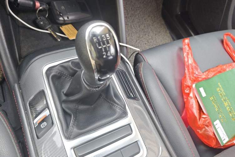 Used CHANGAN CS55 2018 1.5T Manual Colorful Model China V Standard Gear Lever