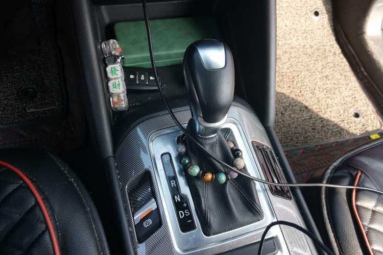 Used CHANGAN CS55 2018 1.5T Automatic Colorful Edition China V Standard Gear Lever