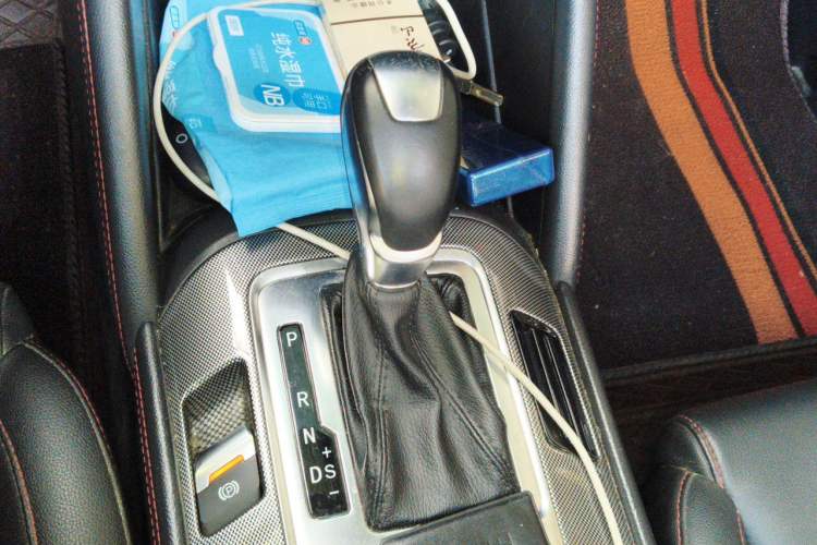 Used CHANGAN CS55 2018 1.5T Automatic Colorful Edition China V Standard Gear Lever