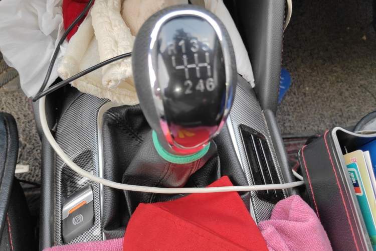 Used CHANGAN CS55 2018 1.5T Manual Colorful Model China V Standard Gear Lever