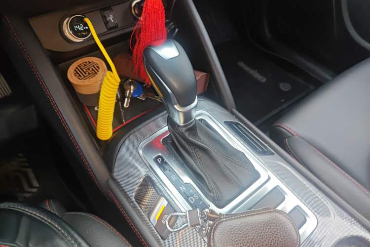 Used CHANGAN CS55 2018 1.5T Automatic Xuan Dong Model China V Standard Gear Lever