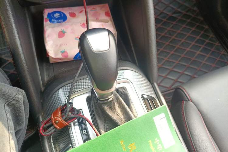Used CHANGAN CS55 2018 1.5T Automatic Colorful Edition China V Standard Gear Lever
