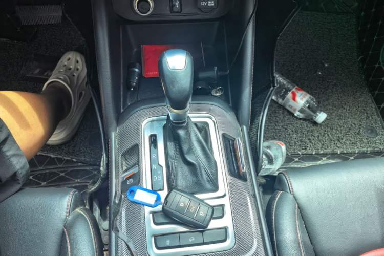 Used CHANGAN CS55 2018 1.5T Automatic Xuan Dong Model China V Standard Gear Lever