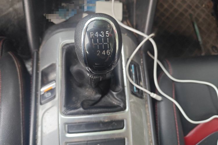 Used CHANGAN CS55 2018 1.5T Manual Colorful Model China V Standard Gear Lever
