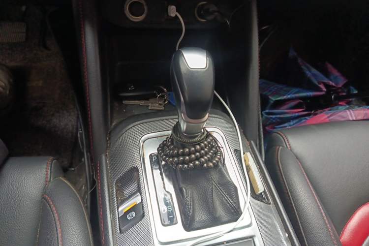 Used CHANGAN CS55 2018 1.5T Automatic Colorful Edition China V Standard Gear Lever