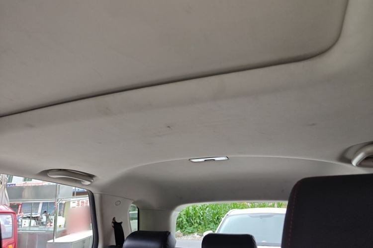 Used CHANGAN CS55 2018 1.5T Manual Colorful Model China V Standard Headliner