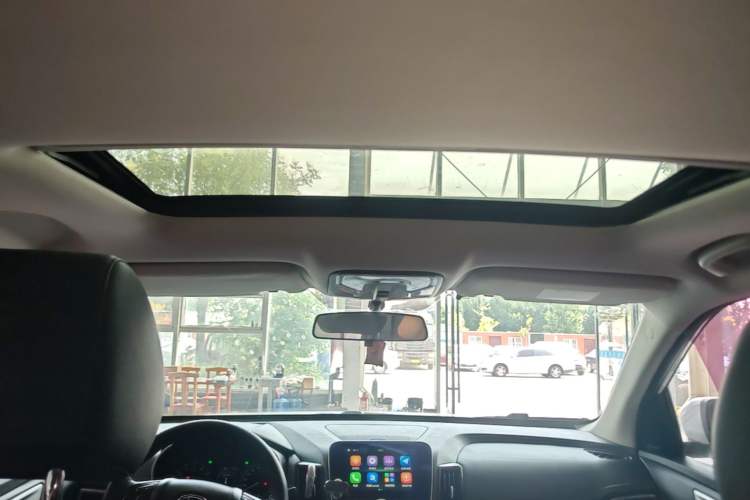 Used CHANGAN CS55 2018 1.5T Manual Colorful Model China V Standard Headliner