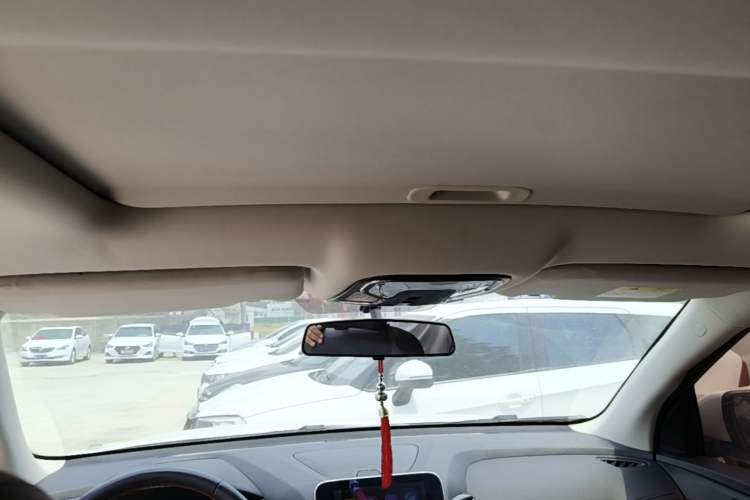 Used CHANGAN CS55 2018 1.5T Manual Colorful Model China V Standard Headliner