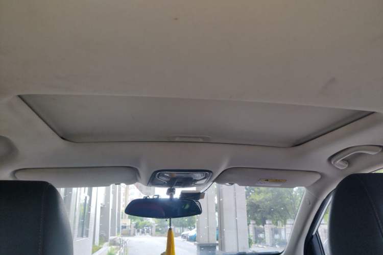 Used CHANGAN CS55 2018 1.5T Manual Colorful Model China V Standard Headliner