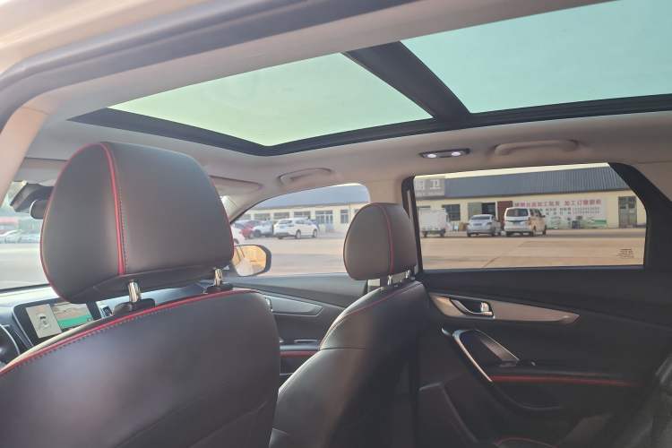 Used CHANGAN CS55 2018 1.5T Automatic Xuanzhi Model China V Standard Headliner