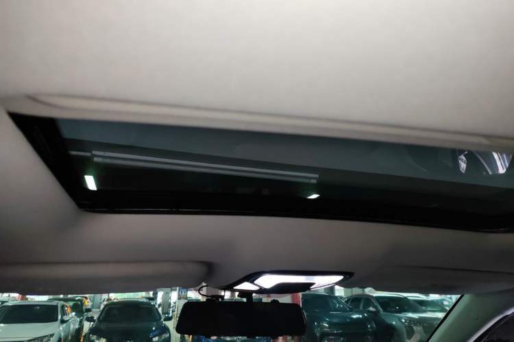 Used CHANGAN CS55 2018 1.5T Automatic Colorful Edition China V Standard Headliner