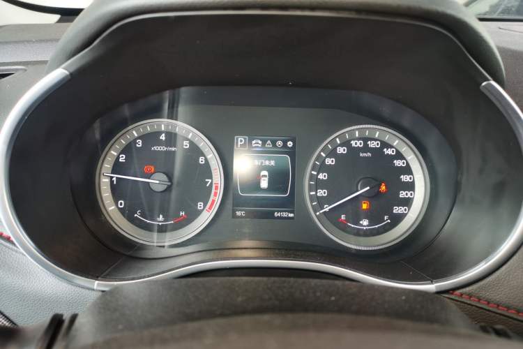 Used CHANGAN CS55 2018 1.5T Automatic Colorful Edition China V Standard Instrument Cluster
