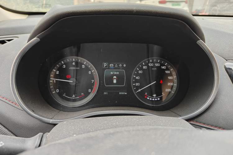 Used CHANGAN CS55 2018 1.5T Automatic Colorful Edition China V Standard Instrument Cluster