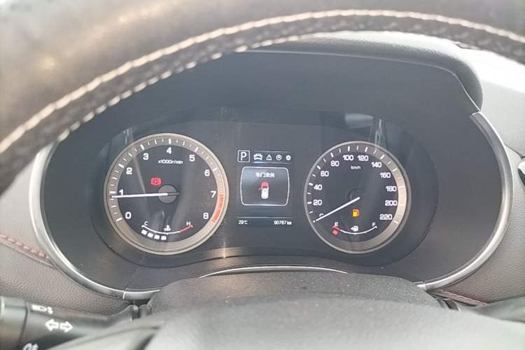 Used CHANGAN CS55 2018 1.5T Automatic Colorful Edition China V Standard Instrument Cluster