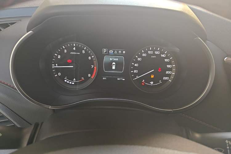 Used CHANGAN CS55 2018 1.5T Automatic Colorful Edition China V Standard Instrument Cluster