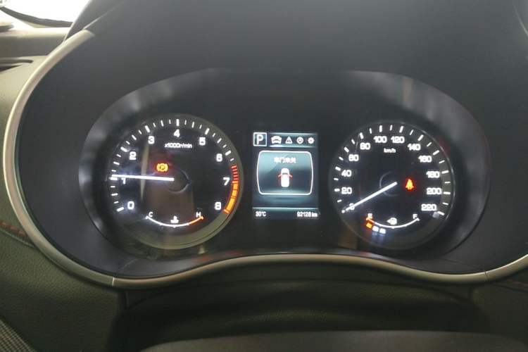 Used CHANGAN CS55 2018 1.5T Automatic Colorful Edition China V Standard Instrument Cluster