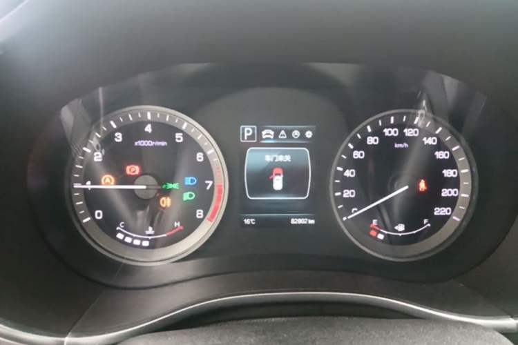Used CHANGAN CS55 2018 1.5T Automatic Colorful Edition China V Standard Instrument Cluster