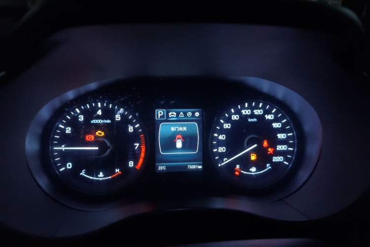 Used CHANGAN CS55 2018 1.5T Automatic Colorful Edition China V Standard Instrument Cluster