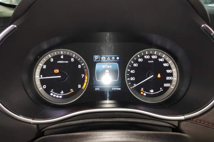 Used CHANGAN CS55 2018 1.5T Automatic Colorful Edition China V Standard Instrument Cluster