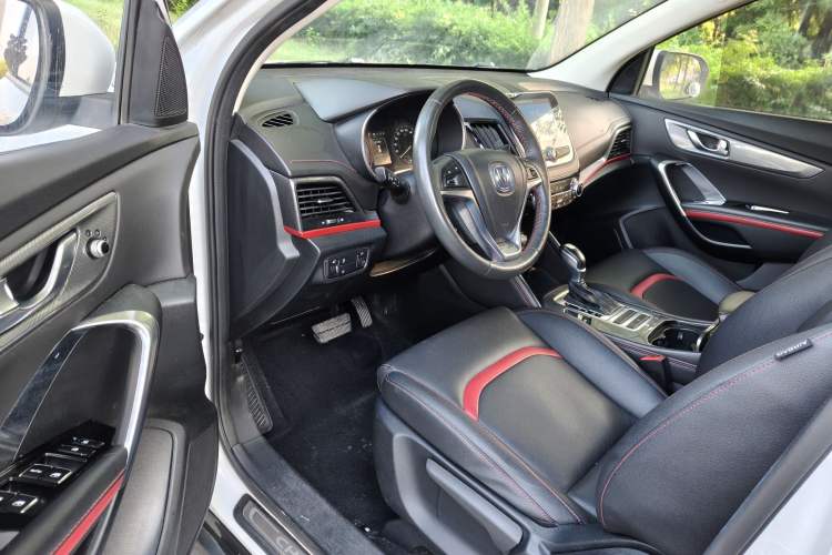 Used CHANGAN CS55 2018 1.5T Automatic Colorful Edition China V Standard Interior 1