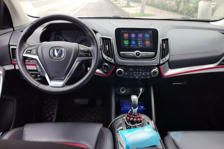 Used CHANGAN CS55 2018 1.5T Automatic Colorful Edition China V Standard Interior 2