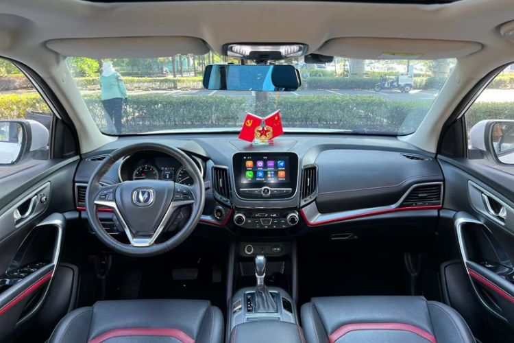 Used CHANGAN CS55 2018 1.5T Automatic Colorful Edition China V Standard Interior 2