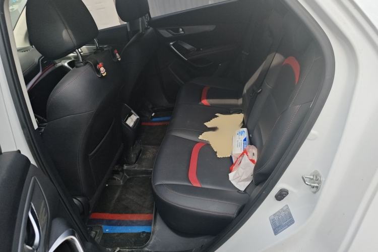 Used CHANGAN CS55 2018 1.5T Automatic Colorful Edition China V Standard Interior 4