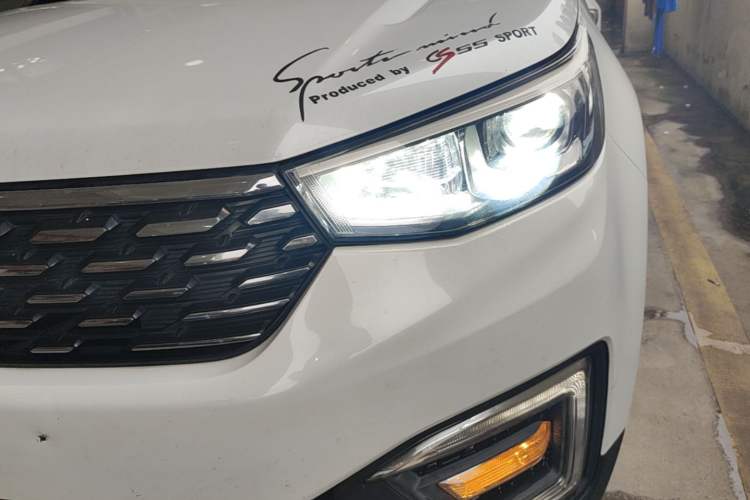 Used CHANGAN CS55 2018 1.5T Automatic Colorful Edition China V Standard Left Front Headlight