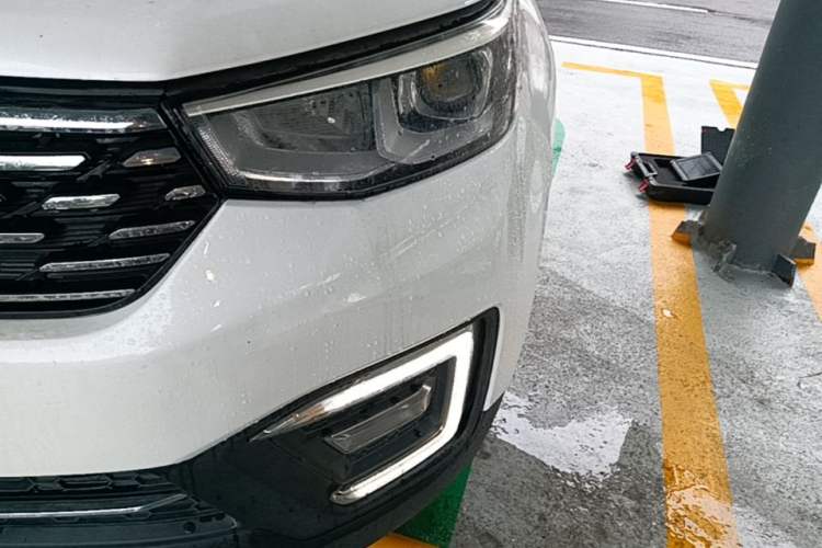Used CHANGAN CS55 2018 1.5T Manual Colorful Model China V Standard Left Front Headlight