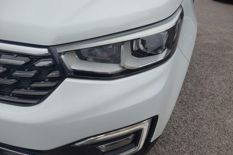 Used CHANGAN CS55 2018 1.5T Automatic Colorful Edition China V Standard Left Front Headlight