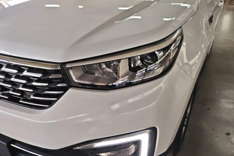 Used CHANGAN CS55 2018 1.5T Automatic Colorful Edition China V Standard Left Front Headlight