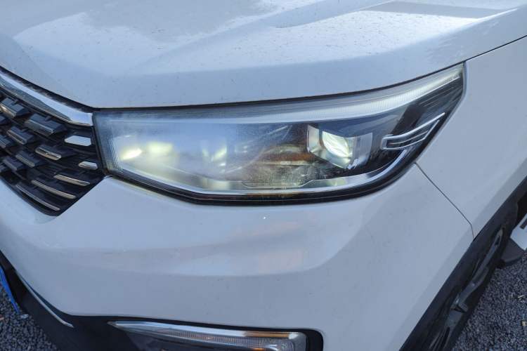 Used CHANGAN CS55 2018 1.5T Automatic Xuan Dong Model China V Standard Left Front Headlight