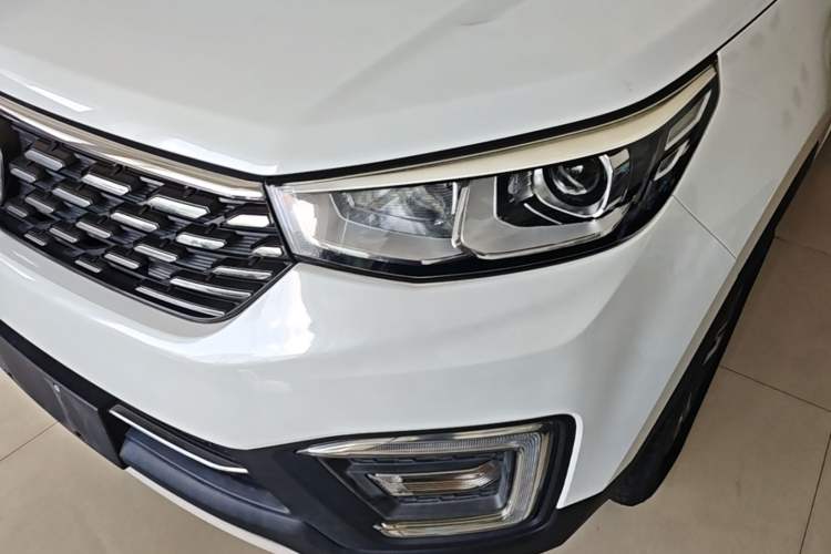 Used CHANGAN CS55 2018 1.5T Automatic Colorful Edition China V Standard Left Front Headlight