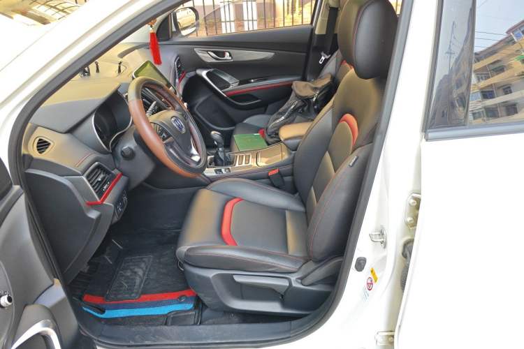 Used CHANGAN CS55 2018 1.5T Manual Xuan Dong Model China V Standard Left Front Seat