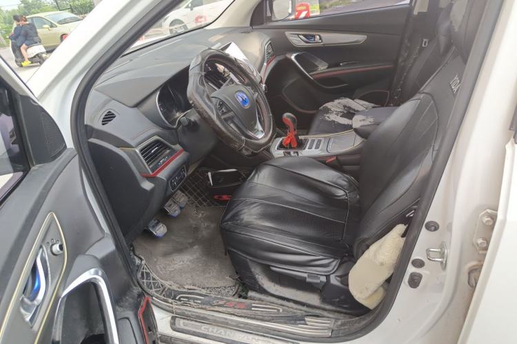 Used CHANGAN CS55 2018 1.5T Manual Colorful Model China V Standard Left Front Seat