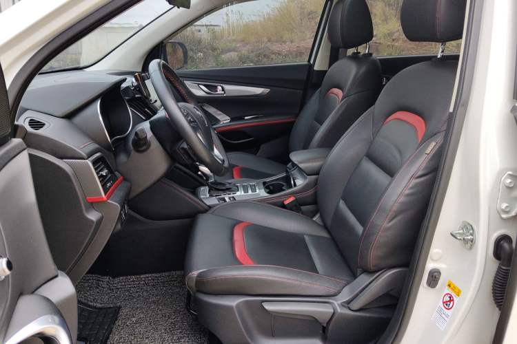 Used CHANGAN CS55 2018 1.5T Automatic Colorful Edition China V Standard Left Front Seat