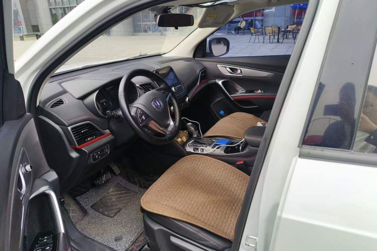 Used CHANGAN CS55 2018 1.5T Automatic Colorful Edition China V Standard Left Front Seat