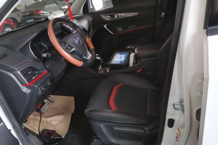 Used CHANGAN CS55 2018 1.5T Automatic Colorful Edition China V Standard Left Front Seat