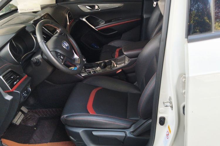 Used CHANGAN CS55 2018 1.5T Automatic Colorful Edition China V Standard Left Front Seat